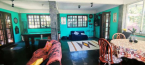 Casa c 6 Quartos, AC, Piscina e Churrasqueira